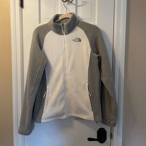 White and Gray North Face Fleece, Like NEW, size Medium